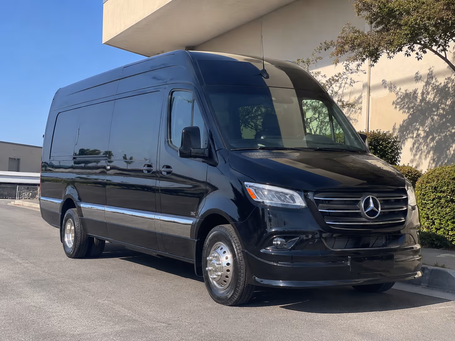 bus rental options for little rock trips