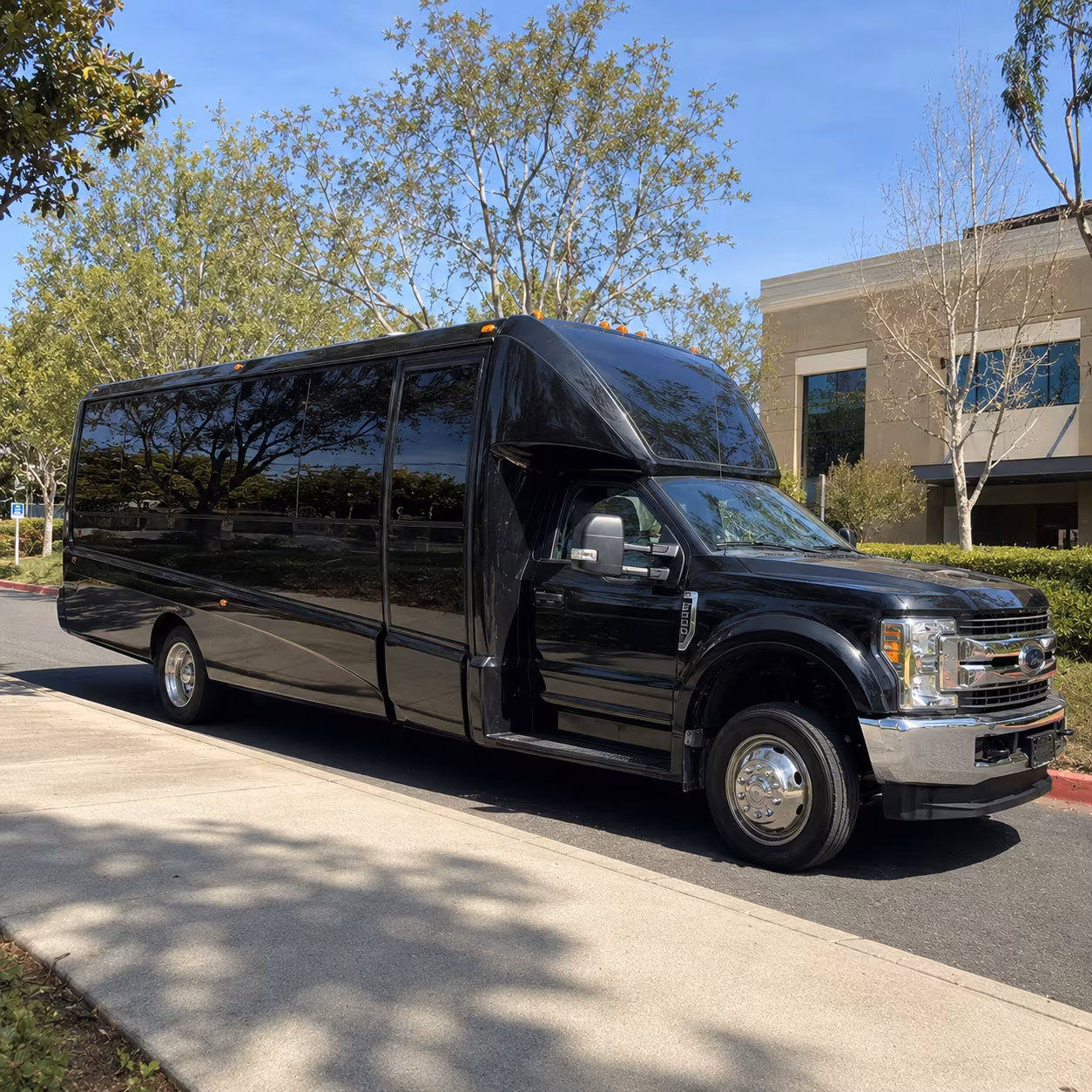 bus rentals for statewide association meetings and government conferences in little rock