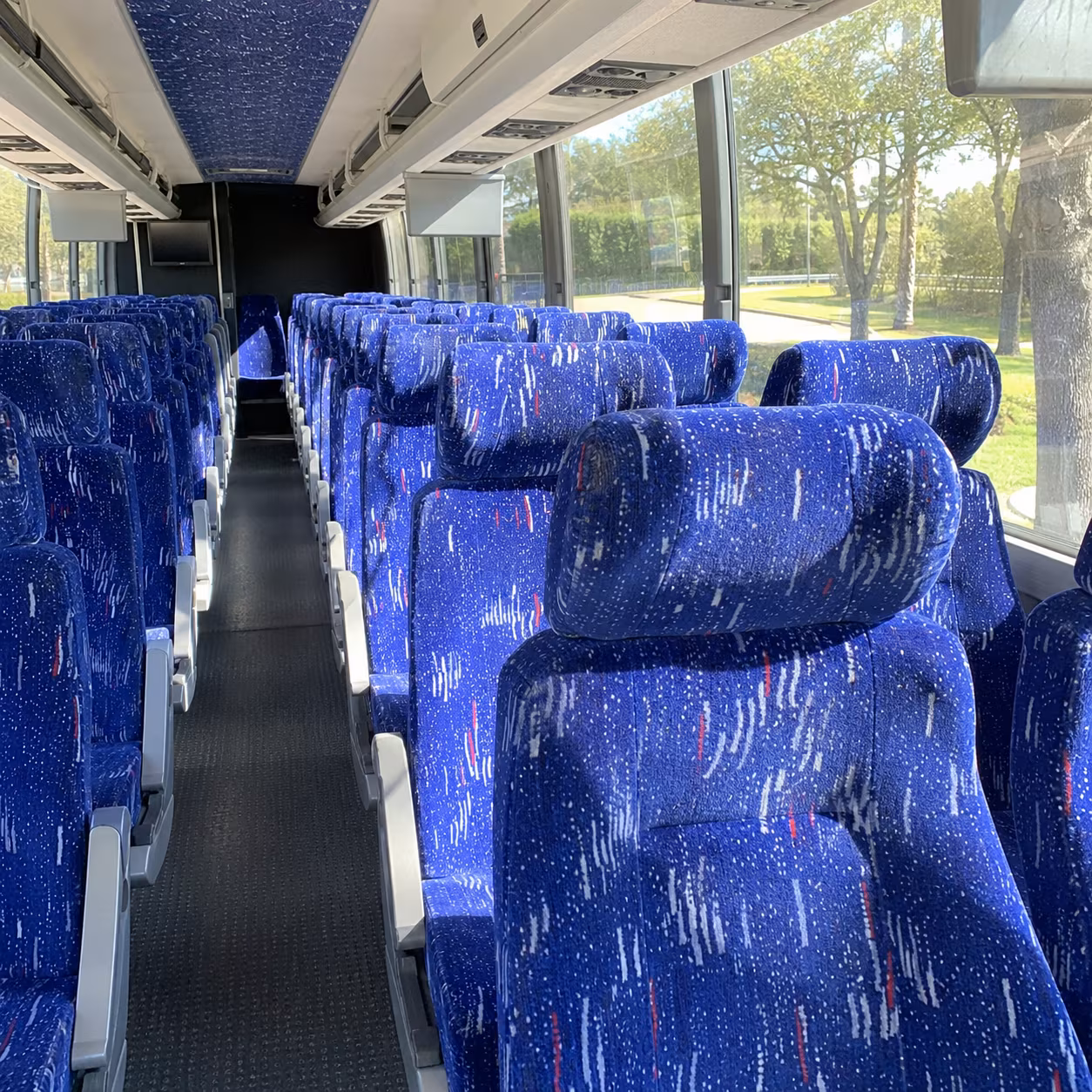 charter buses for little rock church retreats and conference trips