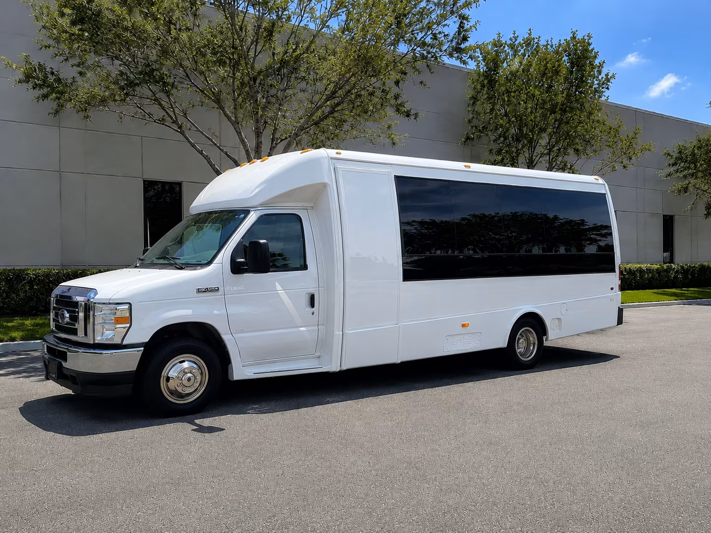 find transportation for your next bachelor or bachelorette party 4