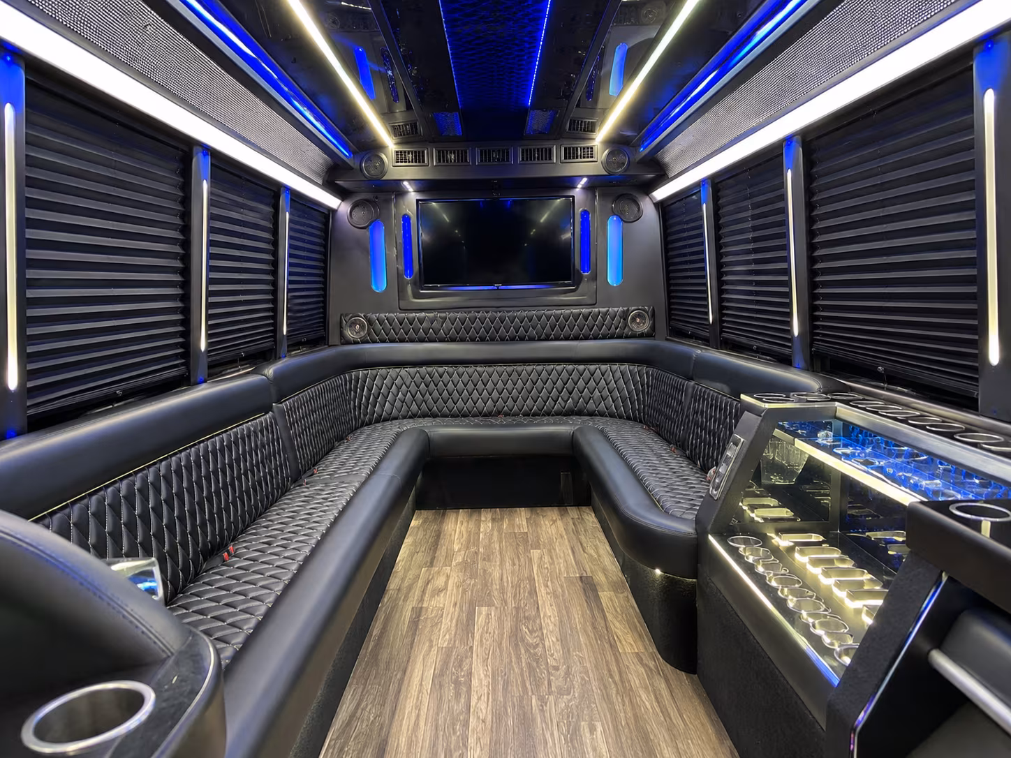 little rock little rocks river party bus rental