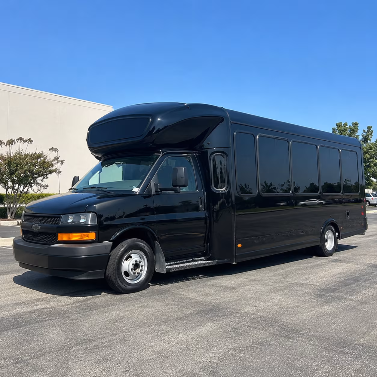party bus rentals for little rock proms at robinson center and beyond