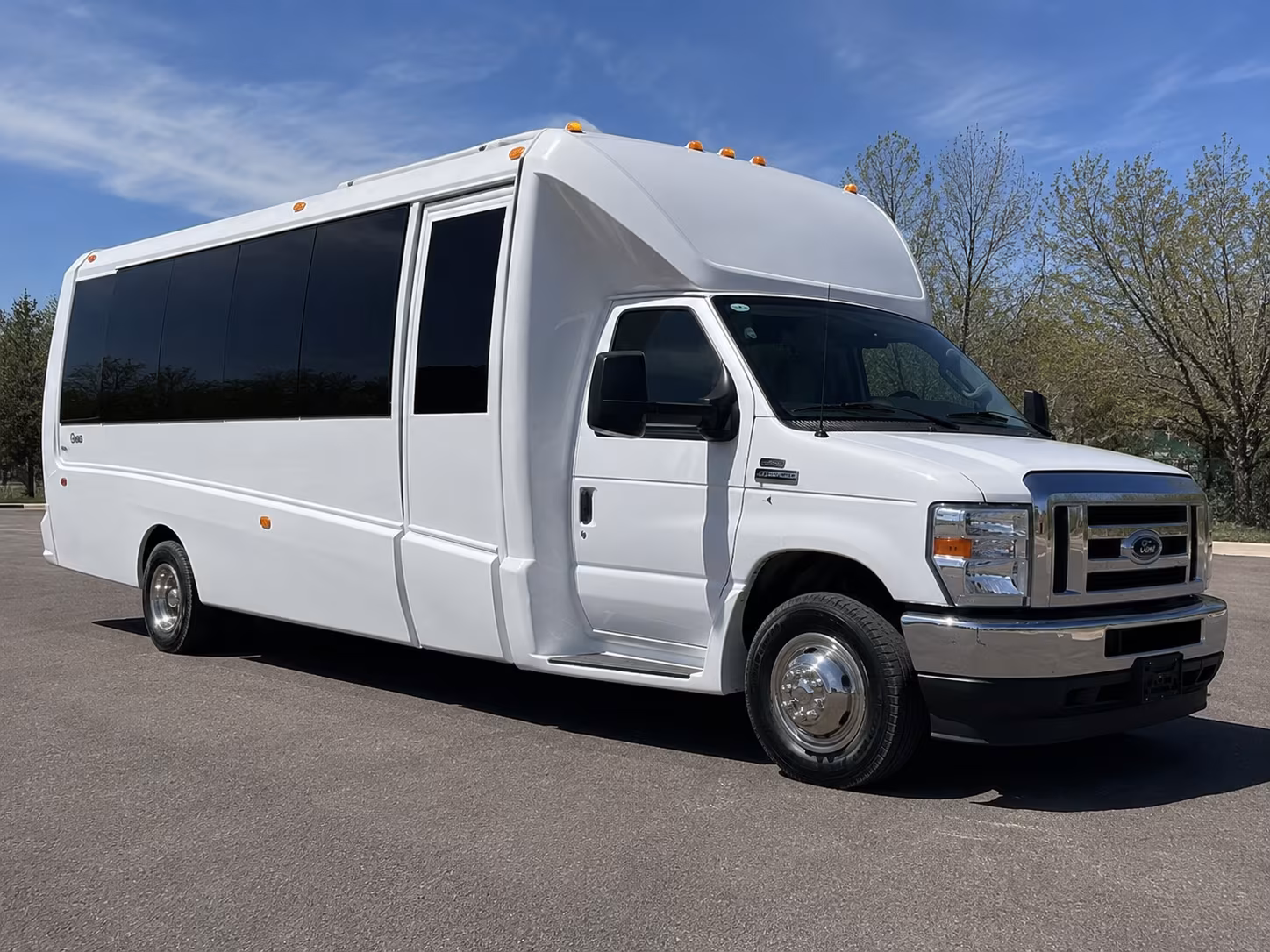 party buses for outdoor concerts and river market district shows