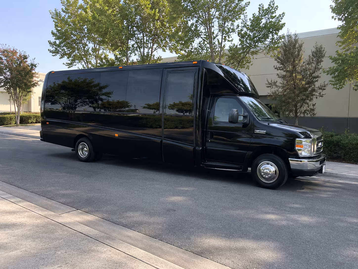sweet 16 and quinceanera party bus rentals in little rock arkansas